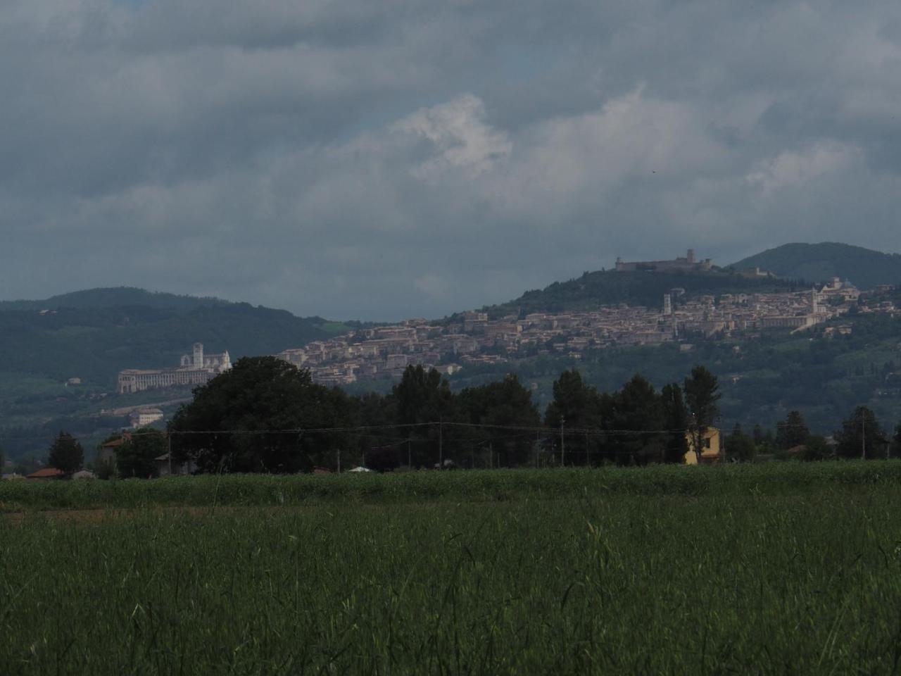 Willa Agriturismo La Semente Spello Zewnętrze zdjęcie